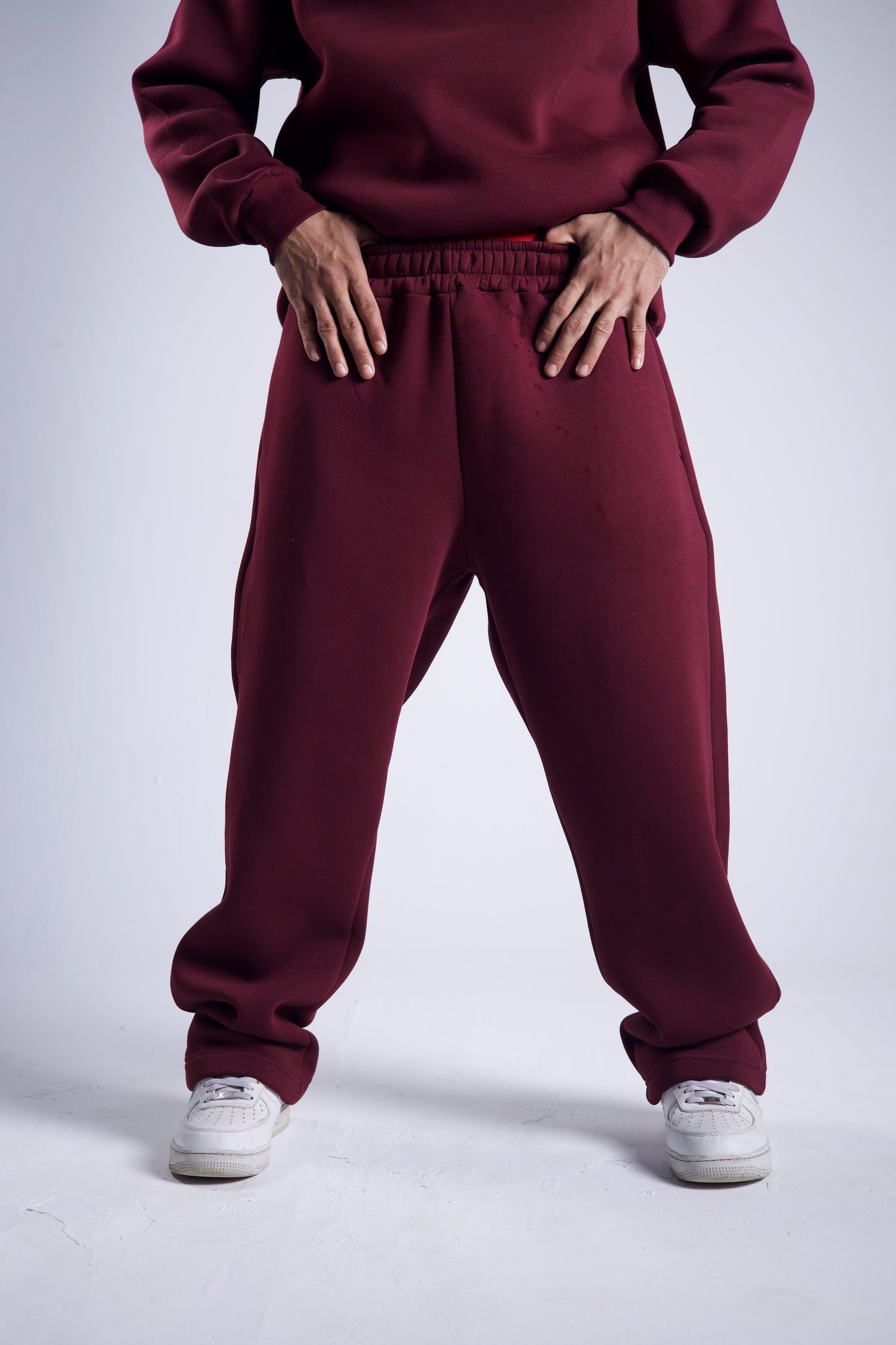 RELAXED FIT SWEATPANTS